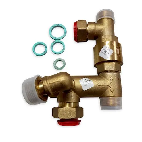 Versorgungsanschlussfitting aus Messing mit roten und grünen Dichtungen, geeignet für Roth-Systeme, zur Verbindung von Rohren und Gewinde.